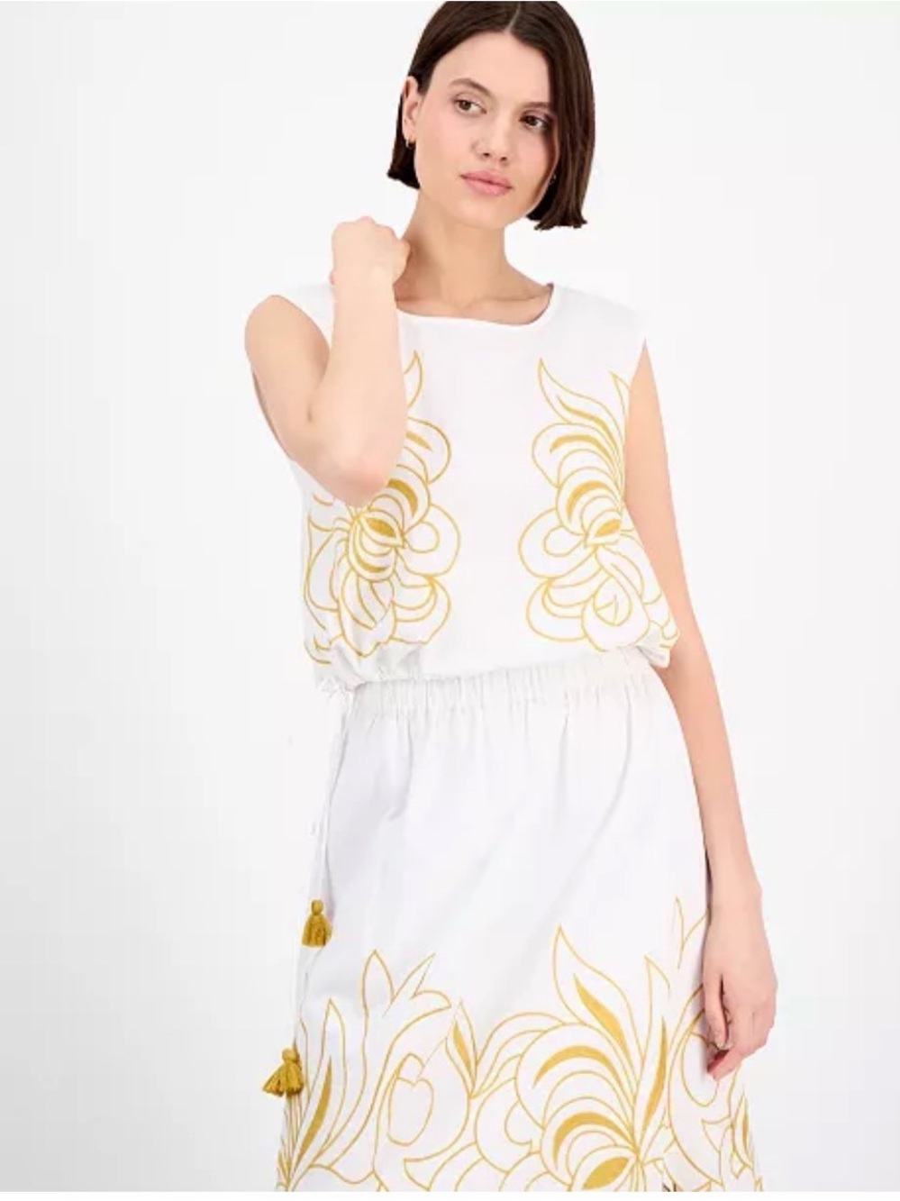 Avec Les Filles White Tank Top/ Skirt Set with Gold Floral Embroidery NWT M